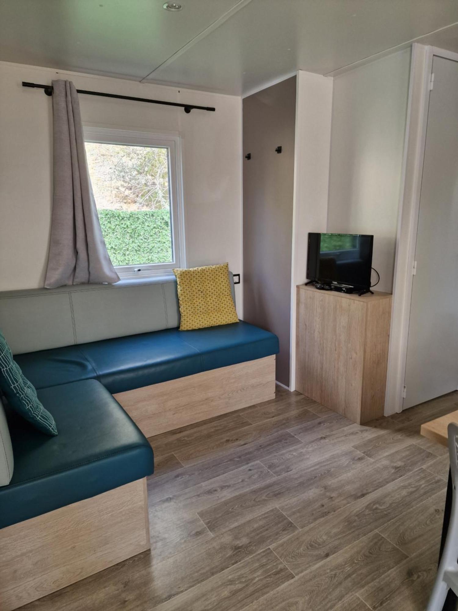 Mobilhome Clim Tele La Falaise 4 Etoiles Narbonne Dış mekan fotoğraf